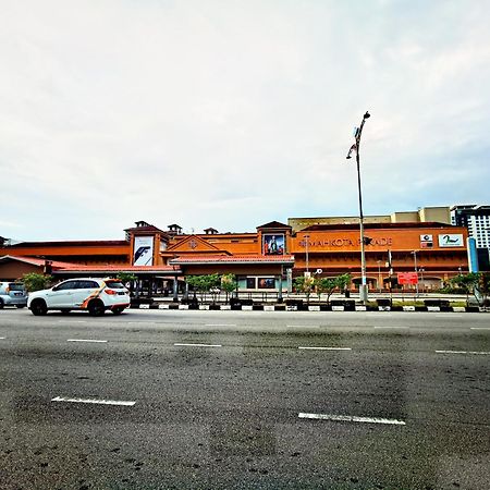 Bandar Melaka Family Bungalow Private Pool Bbq Wifi Netflix Zewnętrze zdjęcie