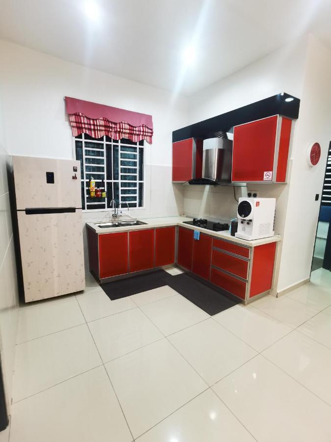 Bandar Melaka Family Bungalow Private Pool Bbq Wifi Netflix Zewnętrze zdjęcie