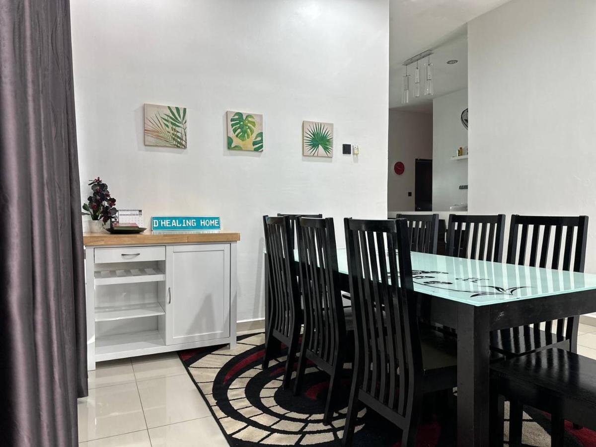 Bandar Melaka Family Bungalow Private Pool Bbq Wifi Netflix Zewnętrze zdjęcie