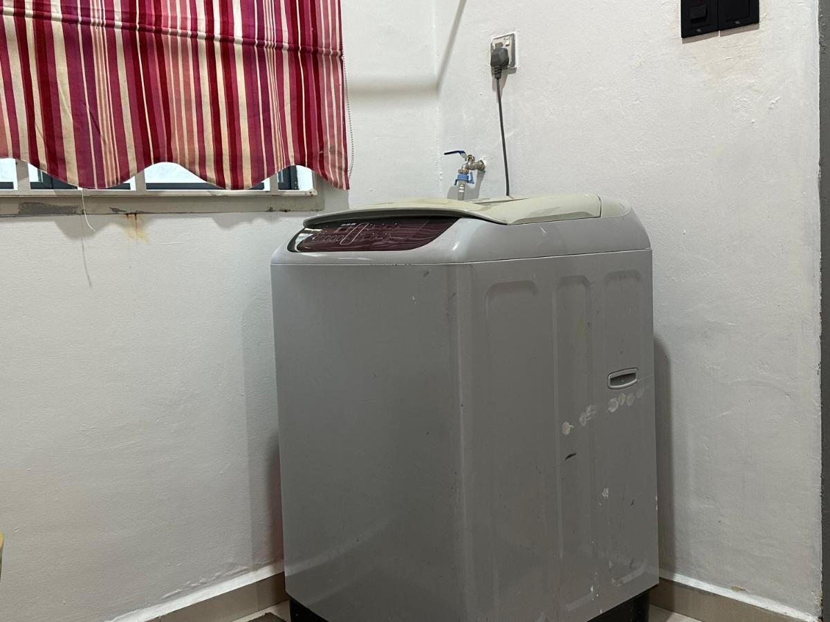 Bandar Melaka Family Bungalow Private Pool Bbq Wifi Netflix Zewnętrze zdjęcie
